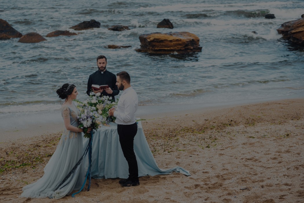 bg_sec_img_sctn_4lnr